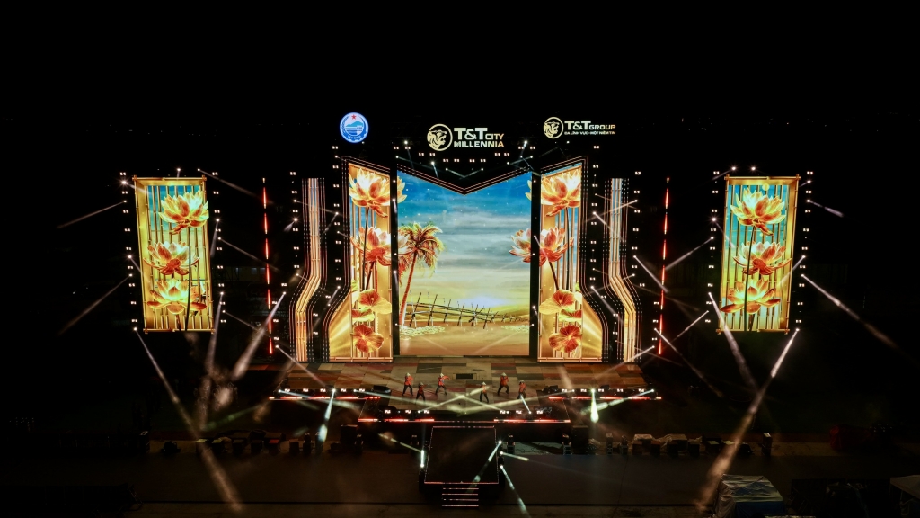 Thành phố Thiên niên kỷ T&T City Millennia bừng sáng trước đại nhạc hội