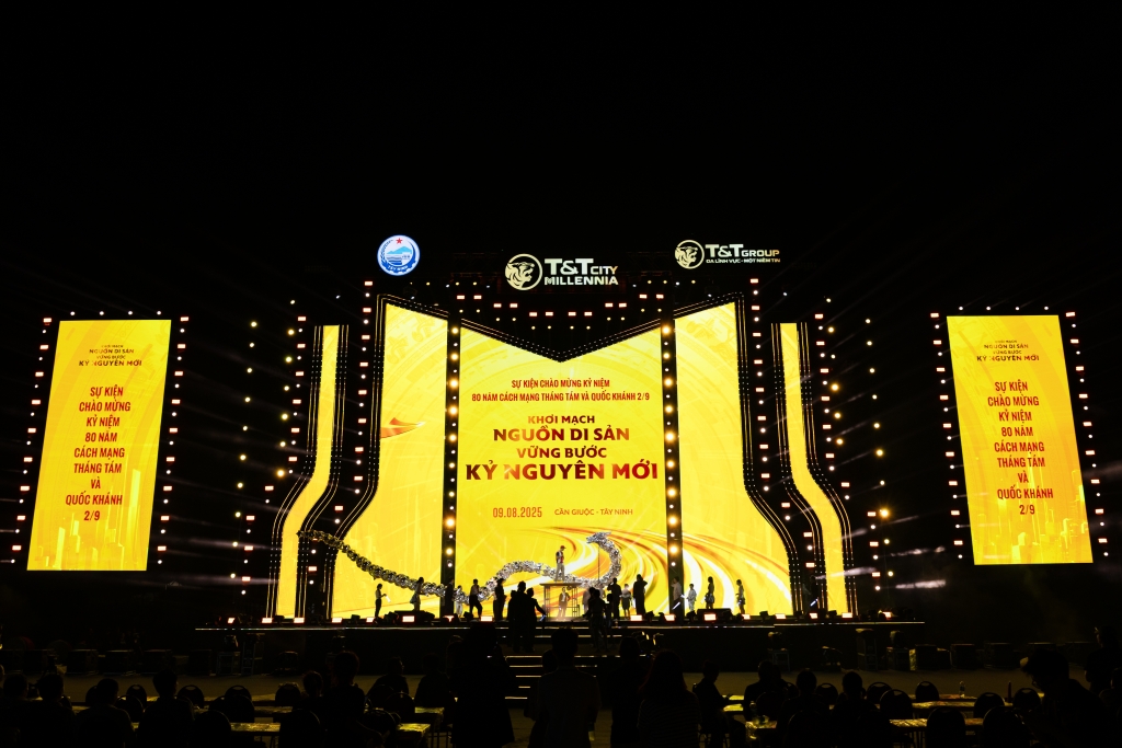 Thành phố Thiên niên kỷ T&T City Millennia bừng sáng trước đại nhạc hội