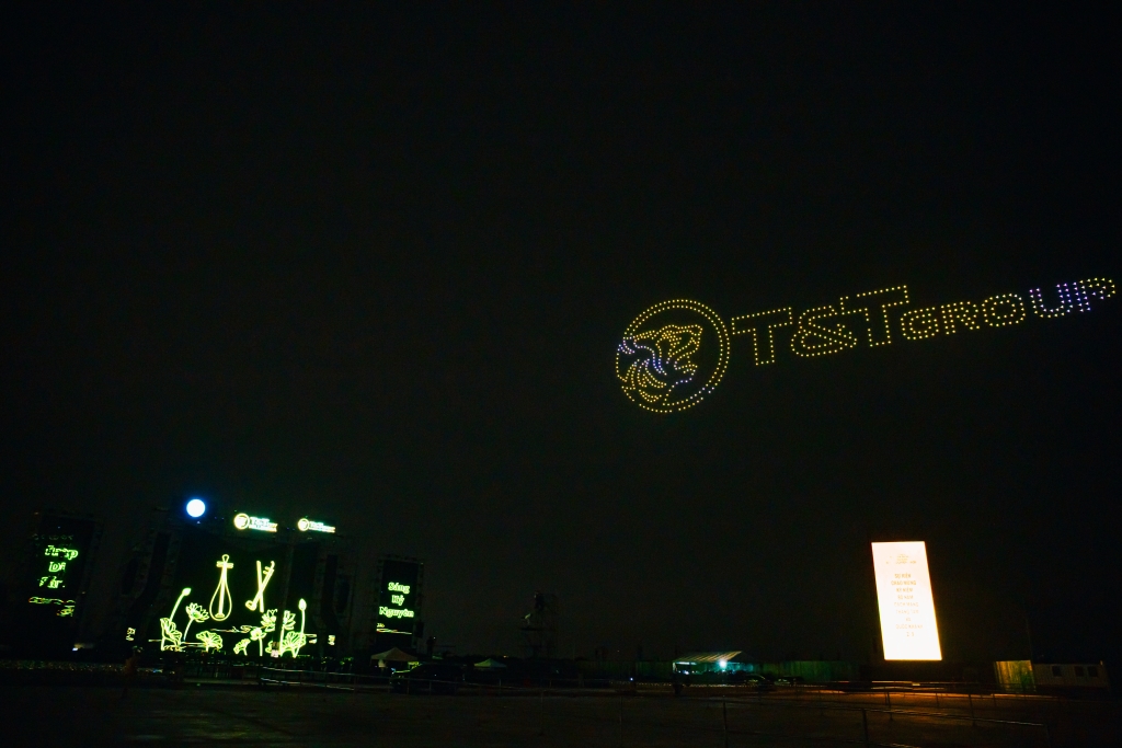 Thành phố Thiên niên kỷ T&T City Millennia bừng sáng trước đại nhạc hội