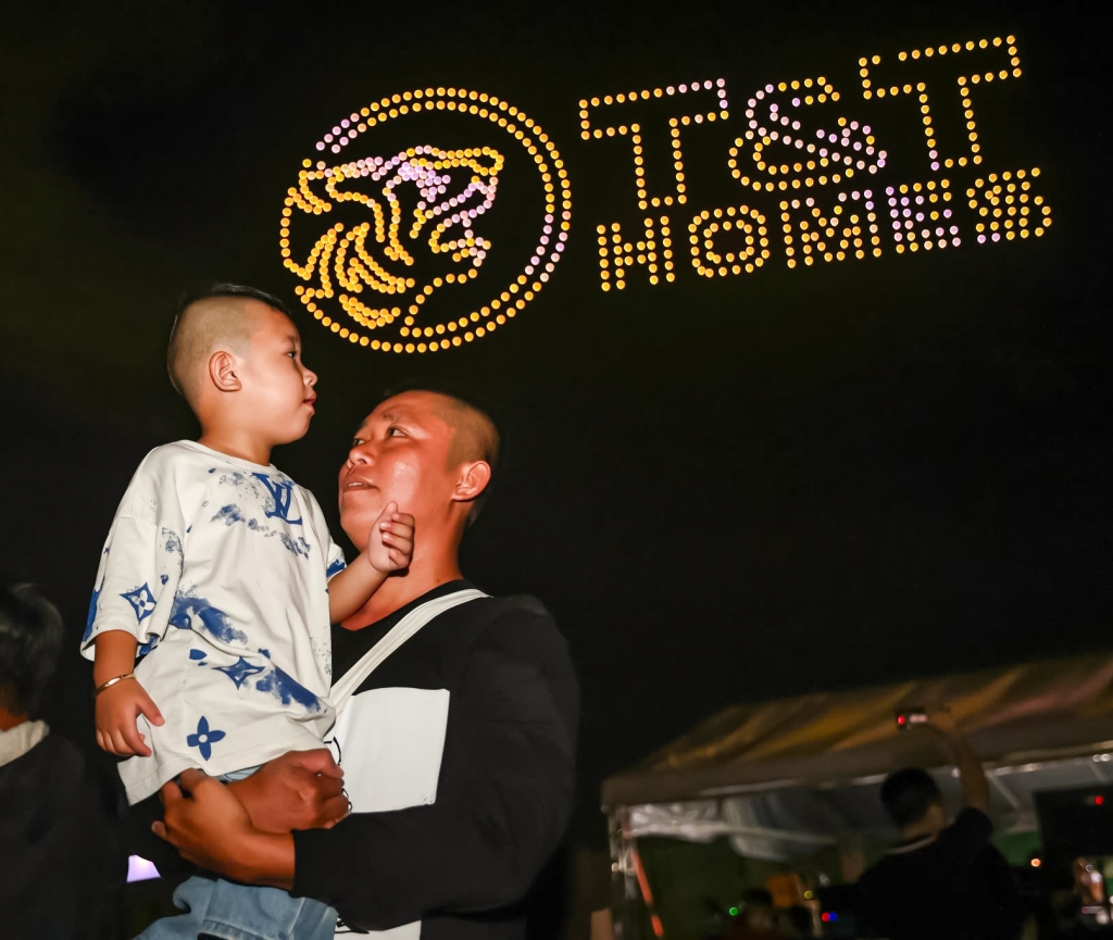 Mãn nhãn màn trình diễn drone lớn nhất từ trước tới nay tại Tây Ninh