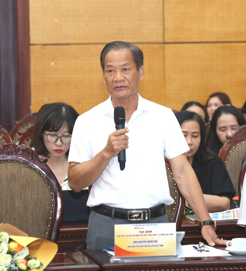 Phó Chủ tịch Hiệp hội Du lịch Việt Nam Nguyễn Hồng Hải phát biểu tại Tọa đàm chiều 15/8. Ảnh: Phạm Hùng Phó Chủ tịch Hiệp hội Du lịch Việt Nam Nguyễn Hồng Hải phát biểu tại Tọa đàm chiều 15/8. Ảnh: Phạm Hùng