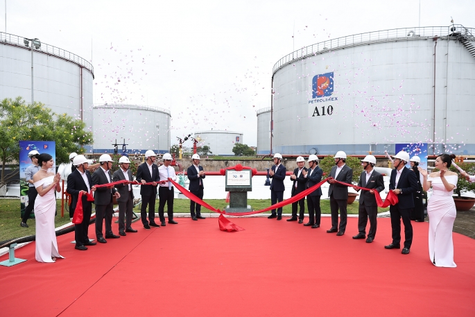 Petrolimex ra mắt Nhiên liệu hàng không bền vững Petrolimex ra mắt Nhiên liệu hàng không bền vững