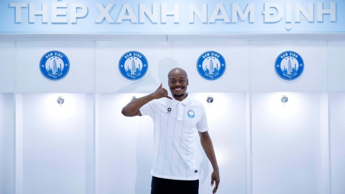 Thép Xanh Nam Định "chơi lớn" chiêu mộ tuyển thủ Nam Phi từng chơi ở Premier League