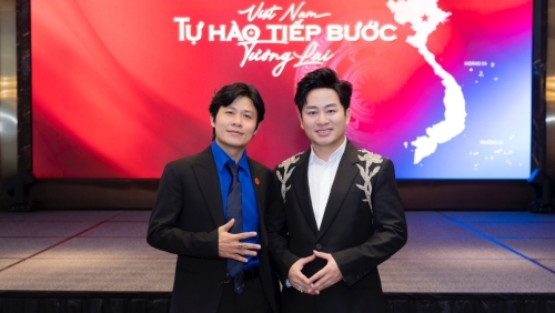 “Siêu phẩm” mới của Tùng Dương và Nguyễn Văn Chung tiếp tục gây “bão”