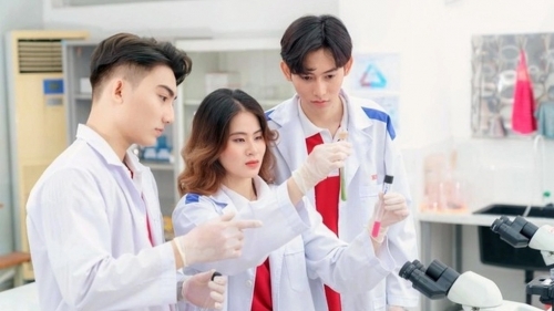 Đề xuất tiêu chuẩn và chính sách trọng dụng nhà khoa học trẻ, kỹ sư trẻ tài năng