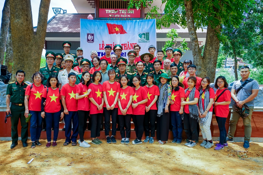 Hành trình 20 năm từ trang nhật ký “Mãi mãi tuổi 20” đến nhịp cầu tri ân