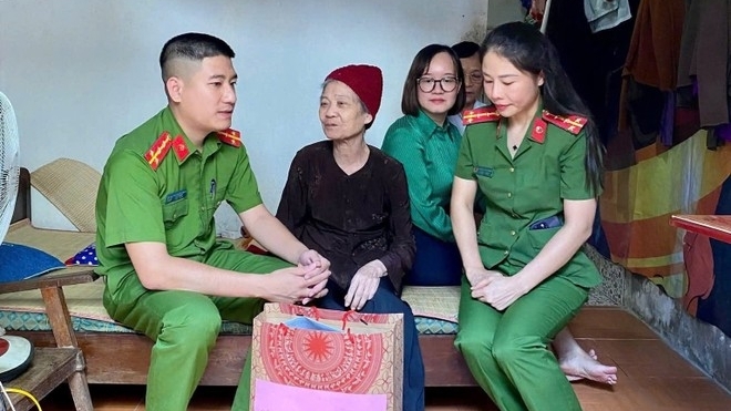 Xây dựng đội ngũ công an cơ sở xứng đáng với niềm tin của cấp ủy, chính quyền và Nhân dân