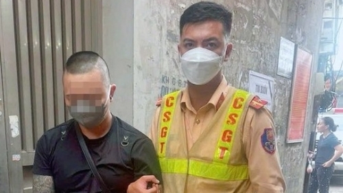 Từ biểu hiện bất minh của thanh niên “xăm trổ” trên phố Hồ Tùng Mậu