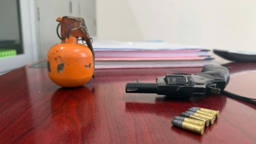 Bắt quả tang đối tượng tàng trữ súng, lựu đạn ở Bắc Ninh