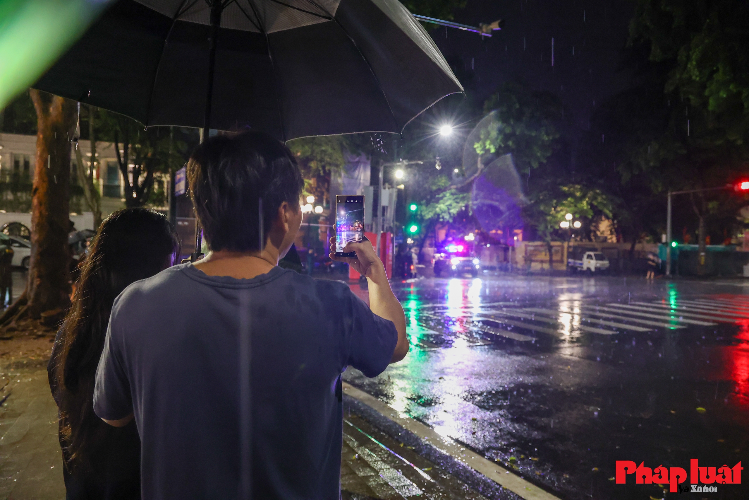 Hà Nội đón đoàn xe pháo quân sự tiến vào trung tâm, sẵn sàng cho lễ kỷ niệm 80 năm Quốc khánh