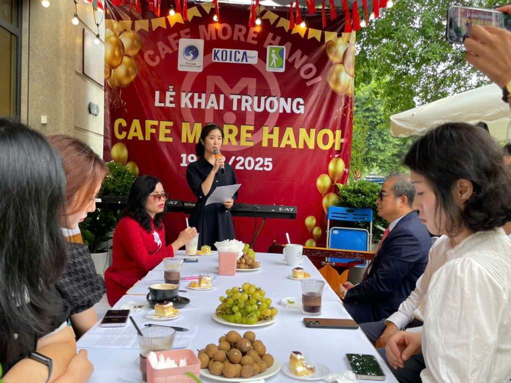 Tạo sinh kế bền vững cho người khuyết tật tại Hà Nội