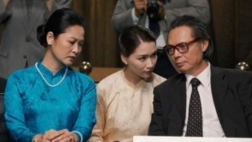 Chỉ nói đúng một câu thoại trong "Mưa đỏ", Hòa Miny vẫn gây sốt