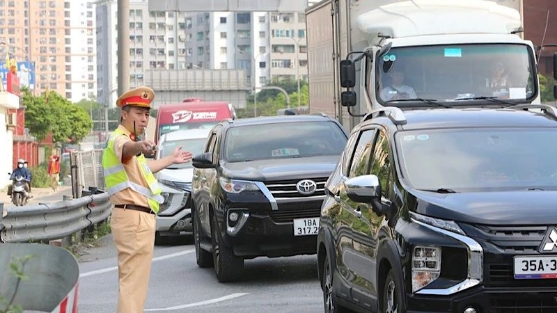 Điều chỉnh thời gian phân luồng giao thông phục vụ Tổng hợp luyện lần 1 - Lễ kỷ niệm 80 năm Cách mạng tháng Tám và Quốc khánh 2/9