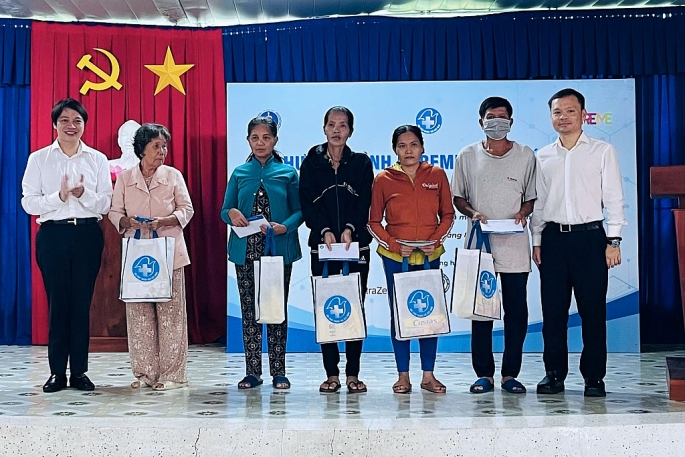 undefined Hơn 1.200 người dân Cần Thơ được chăm sóc sức khỏe miễn phí
