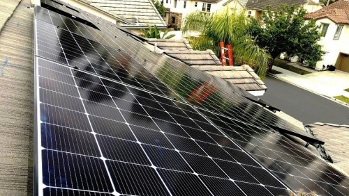 Đề xuất không hỗ trợ lãi suất cho hộ gia đình lắp điện mặt trời mái nhà tự dùng