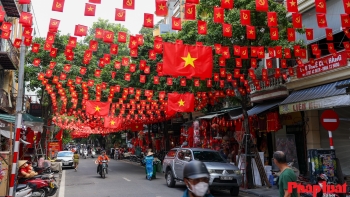 Hà Nội những ngày rợp bóng cờ hướng tới kỷ niệm 80 năm Quốc khánh 2/9