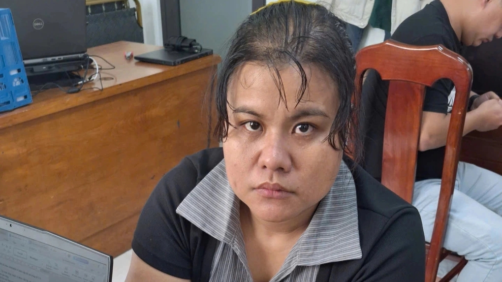 Người phụ nữ nhiều lần vào phòng ngủ của nam thanh niên làm chuyện xấu