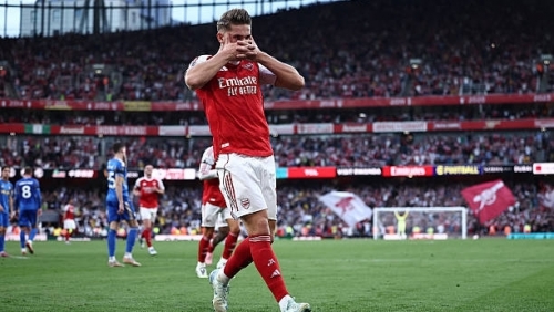 Viktor Gyokeres tỏa sáng rực rỡ, Arsenal hủy diệt Leeds United