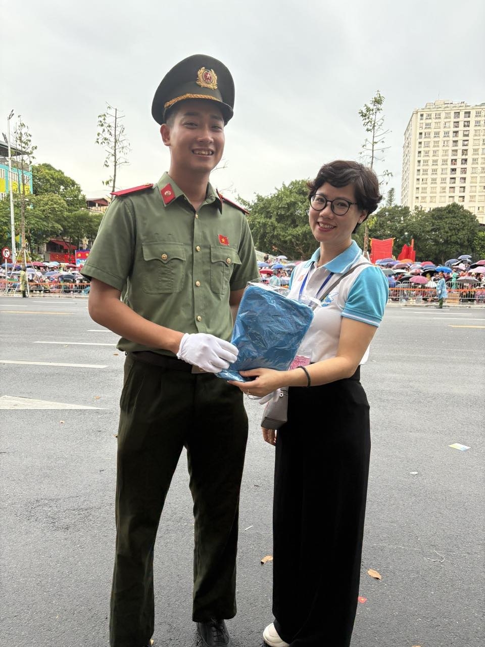 Phụ nữ Ba Đình tô điểm nét thanh lịch, trọng khách tại Đại lễ A80