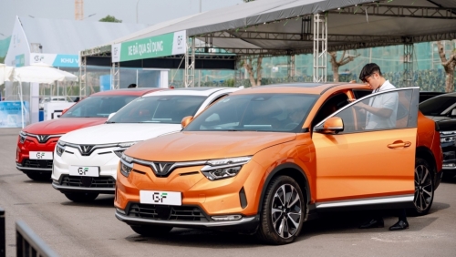 Chọn VF 8 “lướt chuẩn GF”, người dùng nói: minh bạch từ kiểm định đến quyền lợi, giá trị thật được đảm bảo