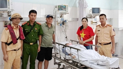 Kịp thời cứu người phụ nữ nhảy cầu Bính ở Hải Phòng