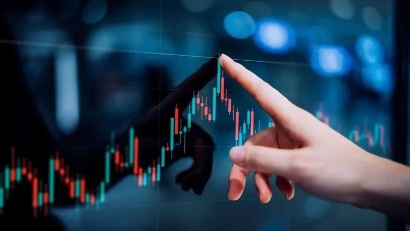 Thị trường chứng khoán ngày 26/8: ngân hàng và chứng khoán dẫn dắt