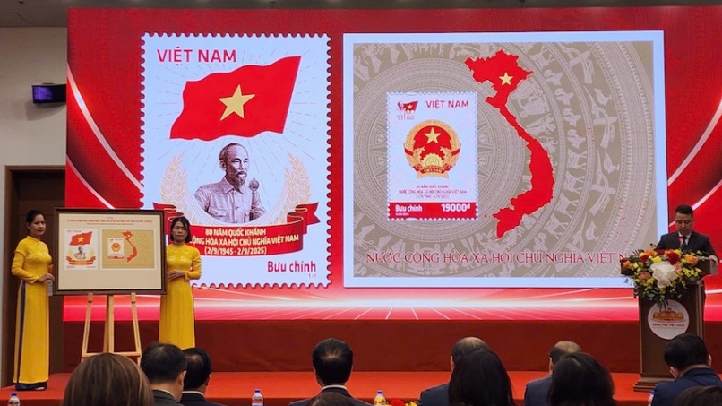 Khai trương Trung tâm Báo chí A80 và phát hành bộ tem đặc biệt kỷ niệm 80 năm Quốc khánh