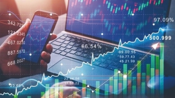 Thị trường chứng khoán ngày 27/8: áp lực bán chốt lời tăng mạnh vào phiên chiều