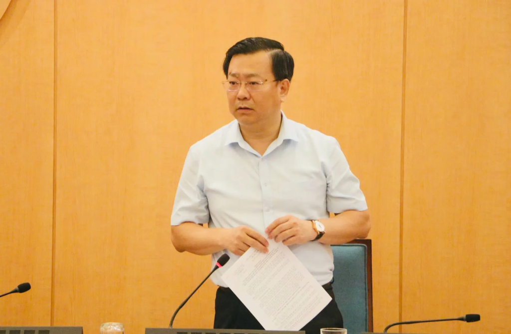 Giám đốc Sở Công Thương Hà Nội Võ Nguyên Phong phát biểu tại cuộc họp