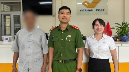 Cụ ông 80 tuổi ở Hà Nội suýt mất tiền vì sợ liên quan đến hoạt động “rửa tiền phi pháp”