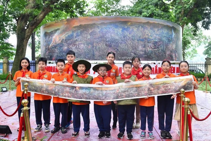 Kỳ 2: Đa dạng mô hình hay lan tỏa tình yêu lịch sử