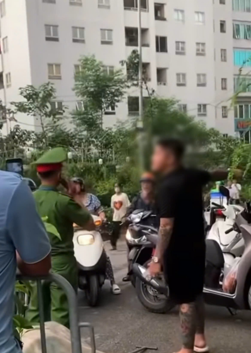 Hình ảnh trong clip ghi lại sự việc