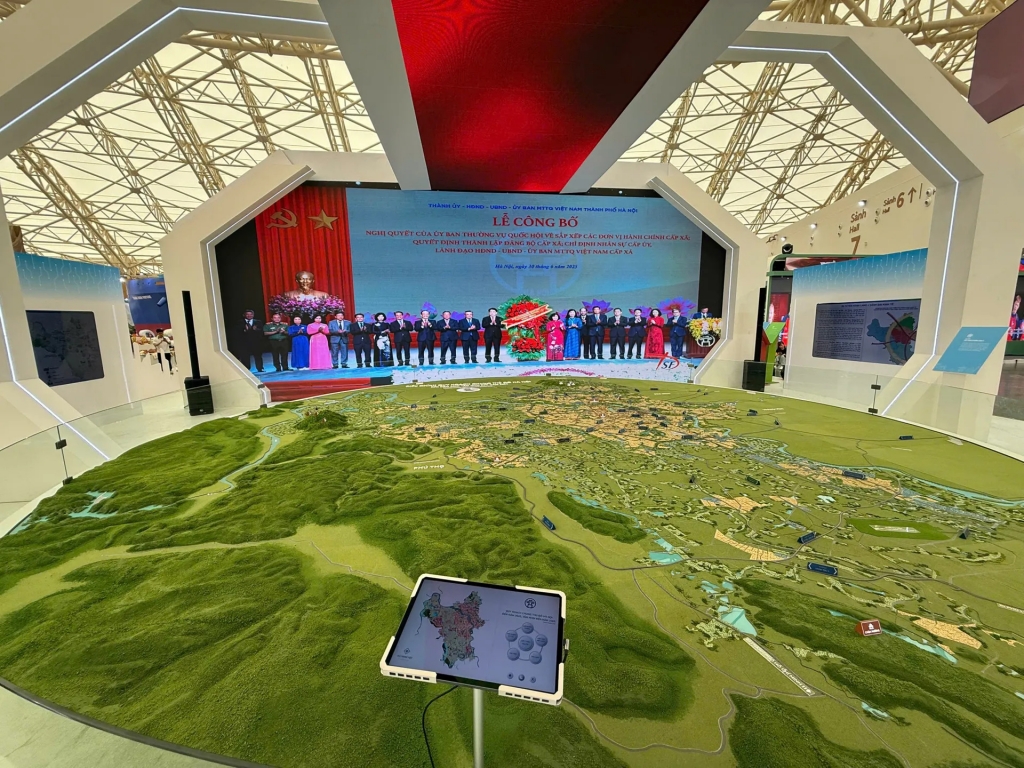 Hà Nội tái hiện 80 năm hào hùng và khát vọng phát triển tại Triển lãm thành tựu đất nước