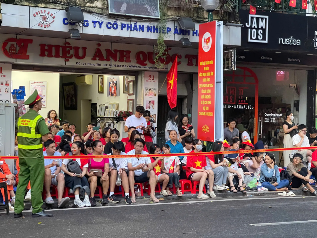 Trên phố Tràng Thi