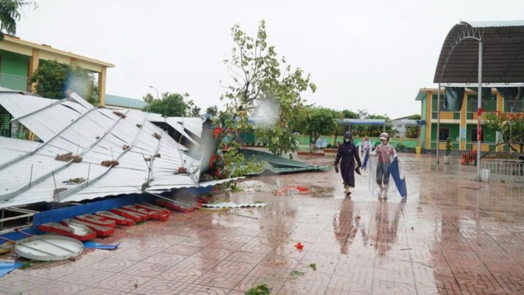 Khẩn trương khắc phục cơ sở giáo dục, y tế bị thiệt hại do thiên tai