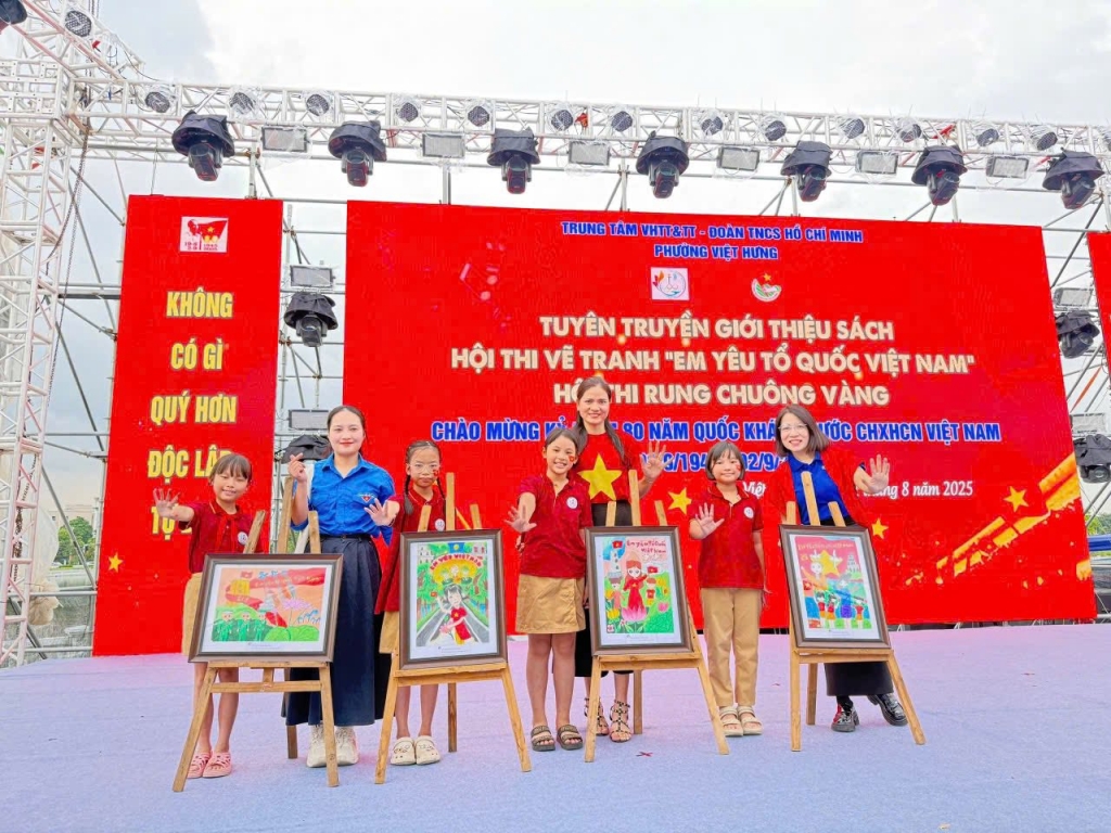 Học sinh Hà Nội chào mừng 80 năm Quốc khánh bằng hội họa