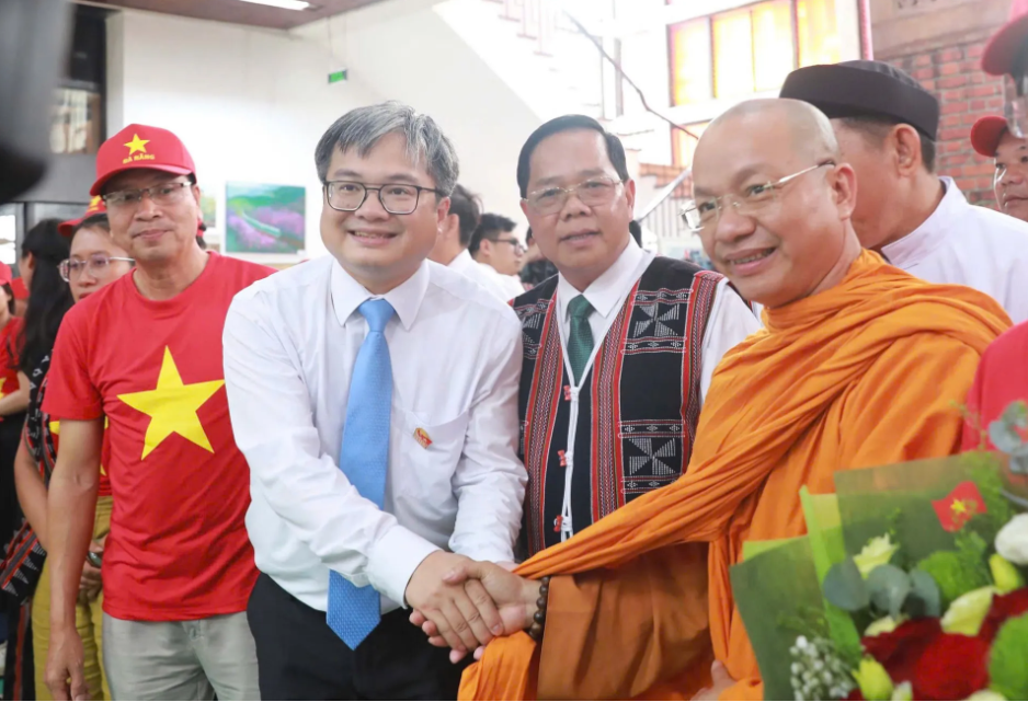 Phó Chủ tịch UBND TP Hà Nội Trương Việt Dũng đón Đoàn đại biểu TP Đà Nẵng dự Đại lễ A80 Phó Chủ tịch UBND TP Hà Nội Trương Việt Dũng đón Đoàn đại biểu TP Đà Nẵng dự Đại lễ A80