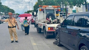 Kiên quyết xử lý vi phạm trật tự, an toàn giao thông khu vực Trung tâm Triển lãm Quốc gia