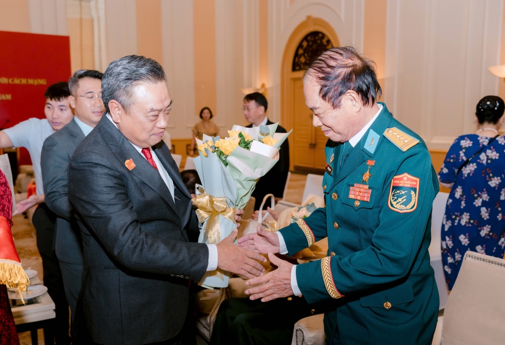 Lãnh đạo thành phố Hà Nội gặp mặt, tri ân Bà mẹ Việt Nam anh hùng, người có công với cách mạng