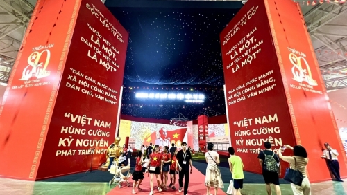 Triển lãm thành tựu đất nước thu hút hàng triệu lượt khách tham quan sau 4 ngày mở cửa