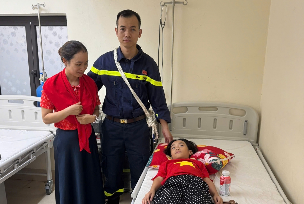 Người dân nô nức chờ đón Lễ diễu binh, diễu hành 2/9 Người dân nô nức chờ đón Lễ diễu binh, diễu hành 2/9