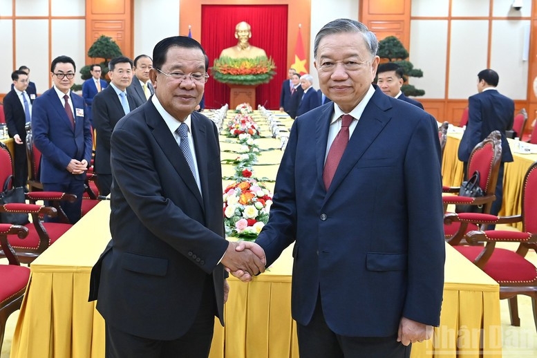 Điện/thư chúc mừng kỷ niệm 80 năm Quốc khánh nước Cộng hoà xã hội chủ nghĩa Việt Nam