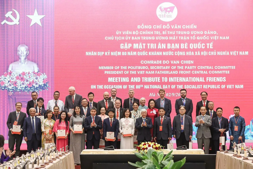 ActionAid được Thủ tướng Chính phủ tặng Bằng khen