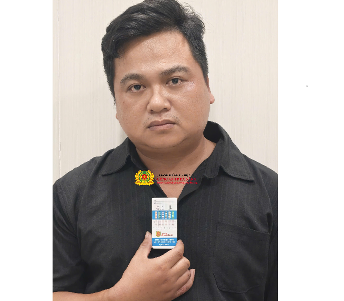 Đối tượng Phạm Huy Hùng bị bắt giữ. Ảnh: CQCA