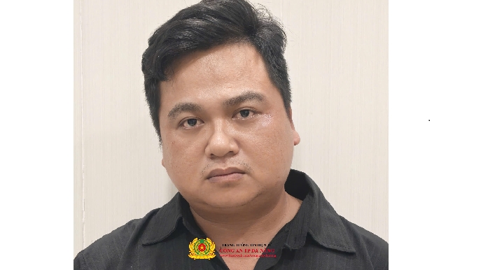 Truy xét gã đàn ông chuyên "ăn bay" trên đường phố lúc đêm tối