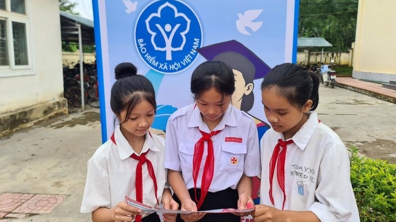 Năm học 2025-2026, học sinh, sinh viên cả nước được hỗ trợ tối thiểu 50% mức đóng BHYT