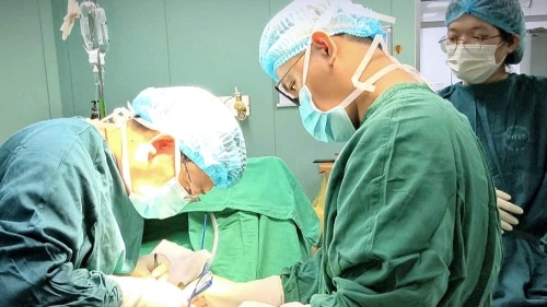 Bác sĩ cảnh báo nguy cơ ác tính hóa từ u tuyến nước bọt lành tính