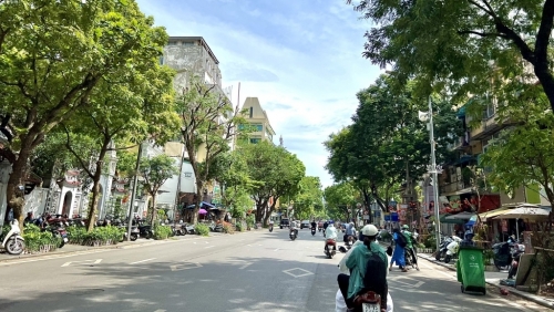 Dự báo thời tiết 5/9: Bắc Bộ ngày nắng nóng; Nam Bộ có mưa rải rác về chiều