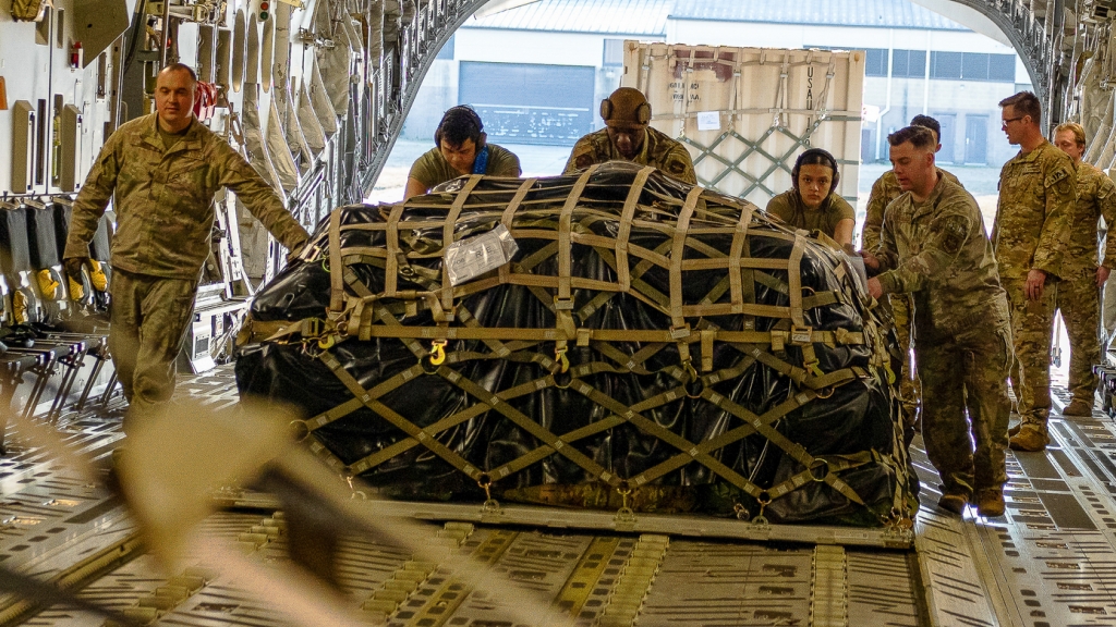 Mỹ dự kiến chấm dứt viện trợ quân sự cho một số nước châu Âu