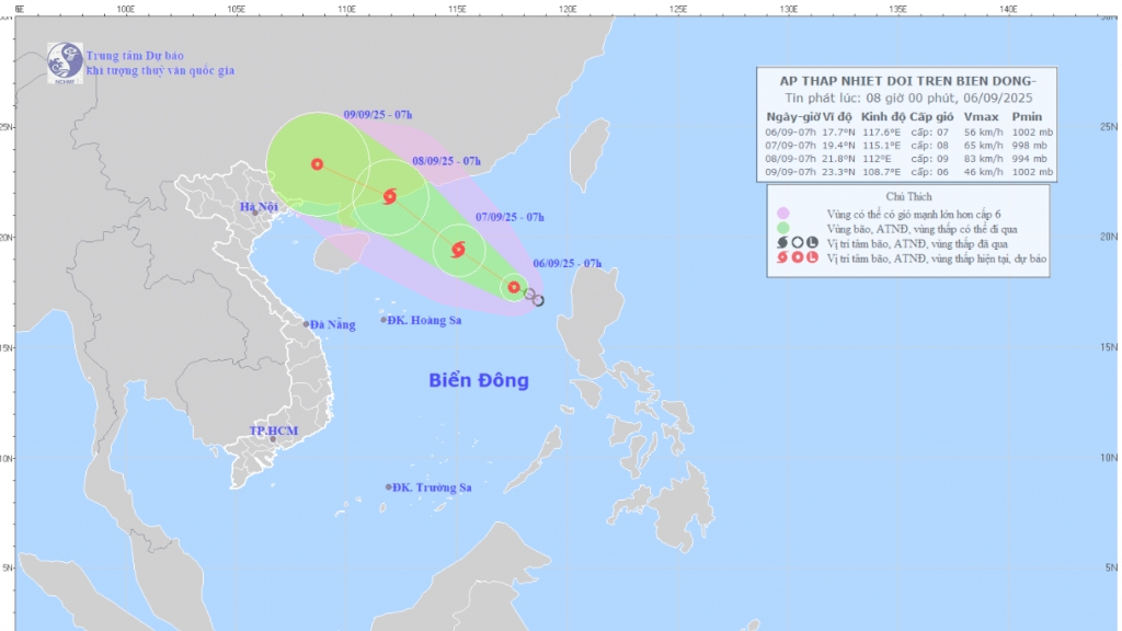 Biển Đông xuất hiện áp thấp nhiệt đới, dự báo mạnh lên thành bão trong 24 giờ tới